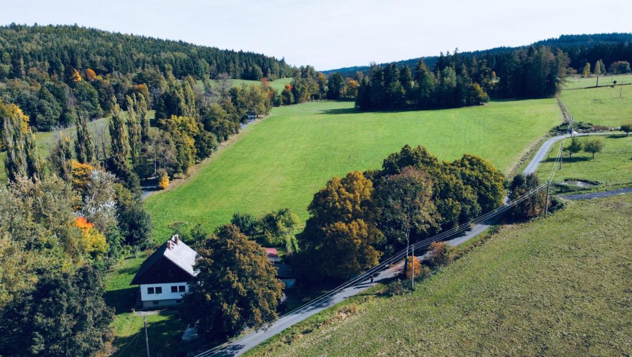 Chalupa Zdikov Na Sumave Buitenkant foto